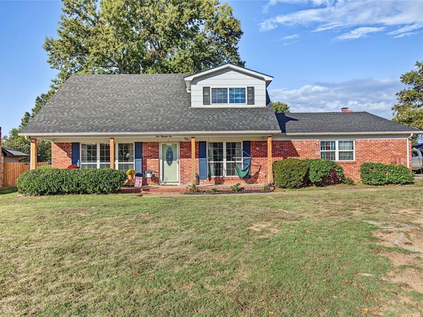 901 Erie St , Muskogee, OK 74403