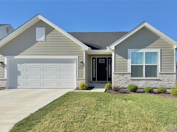 205 Red Fox Court, Eureka, MO 63025