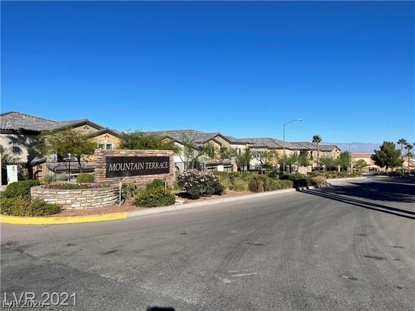 176 Thunder Plains Way, Henderson, NV 89012