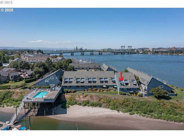 148 N Hayden Bay DR, Unit 148, Portland, OR 97217
