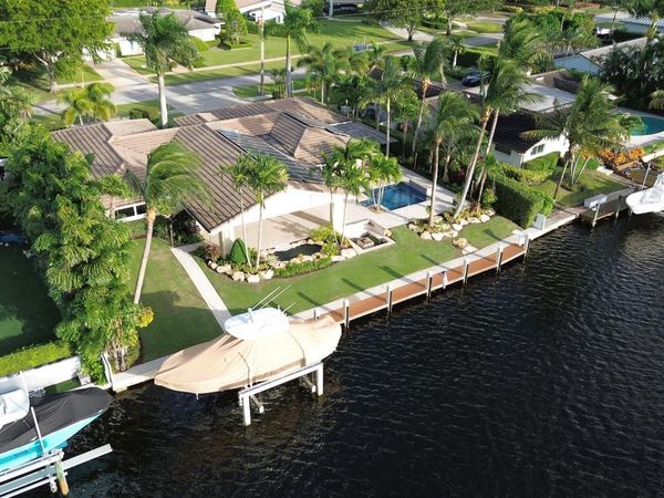 1005 COUNTRY CLUB Drive, North Palm Beach, FL 33408