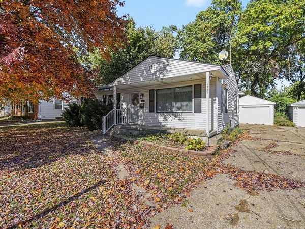 1729 Kentfield Street SW, Wyoming, MI 49519