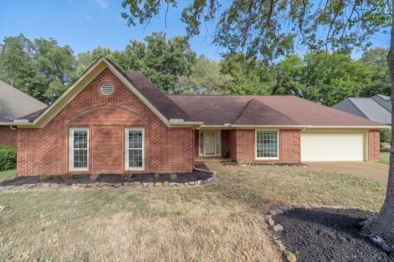 8290 Clinton Way Ln, Memphis, TN 38018 Main Photo