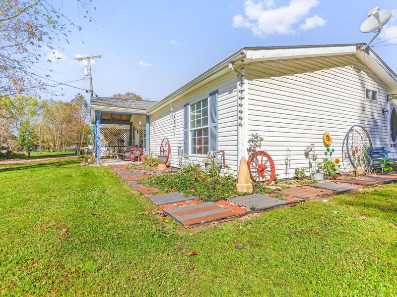 16595 1st Street, Logan, OH 43138 Photo 8