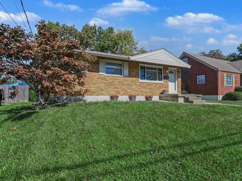 3654 Ripplegrove Drive, Cincinnati, OH 45251 Photo 3