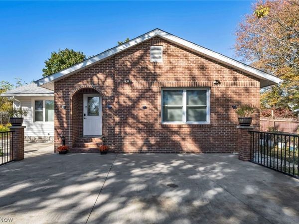 2721 Maitland Avenue , Cuyahoga Falls, OH 44223