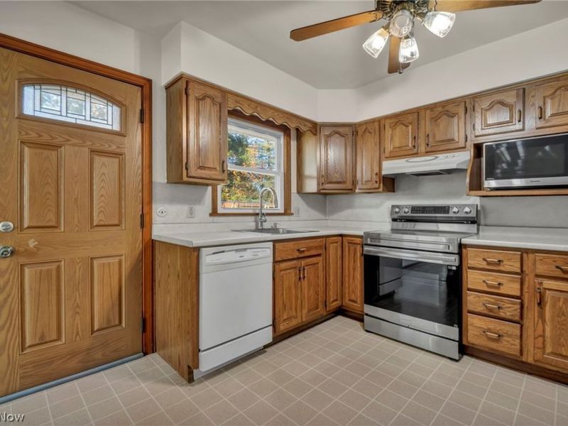 2721 Maitland Avenue, Cuyahoga Falls, OH 44223 Photo 13