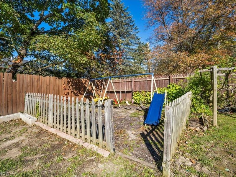 2721 Maitland Avenue, Cuyahoga Falls, OH 44223 Photo 40