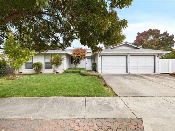 1249 La Loma Drive, Medford, OR 97504