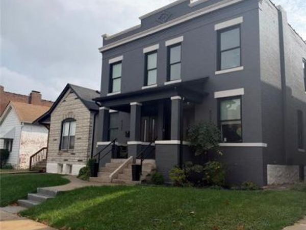 4322 Swan Avenue, St Louis, MO 63110