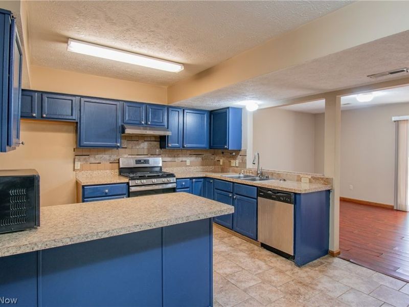 5008 Pine Point, Stow, OH 44224 Photo 6