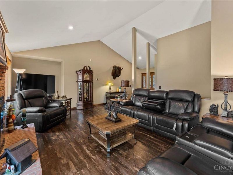 3235 Hoover Road, Bethel, OH 45106 Photo 6