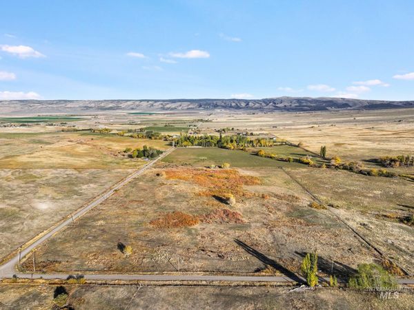 992 E 1000 S, Albion, ID 83311