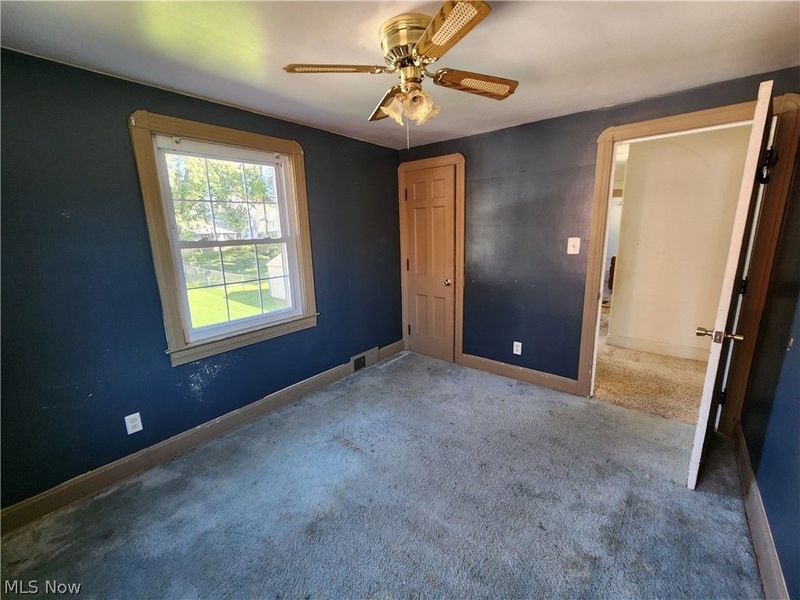214 Maywood Drive, Youngstown, OH 44512 Photo 12