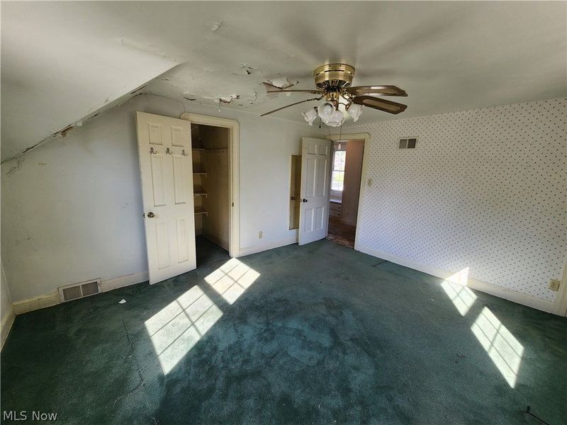214 Maywood Drive, Youngstown, OH 44512 Photo 14