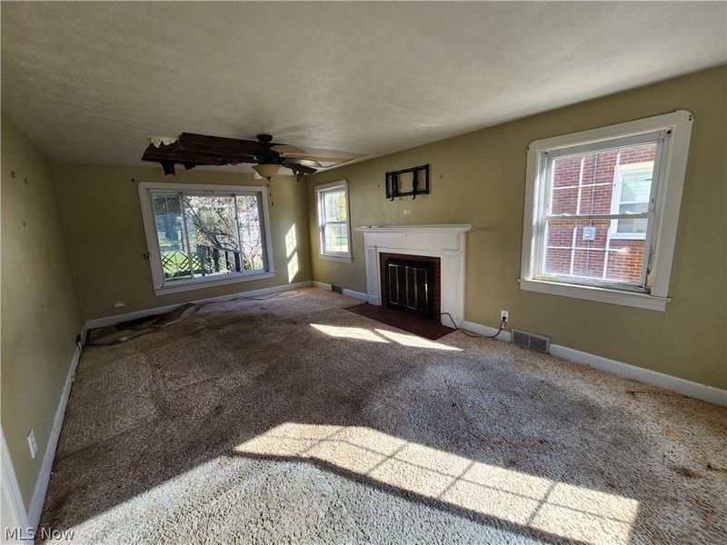 214 Maywood Drive, Youngstown, OH 44512 Photo 8