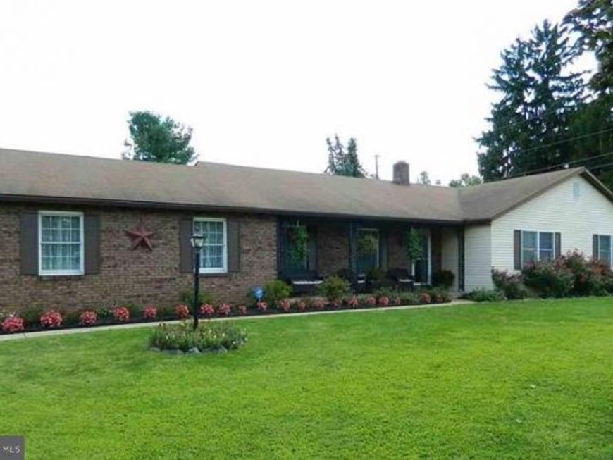 2398 Marlborough Drive, York, PA 17403 Main Photo