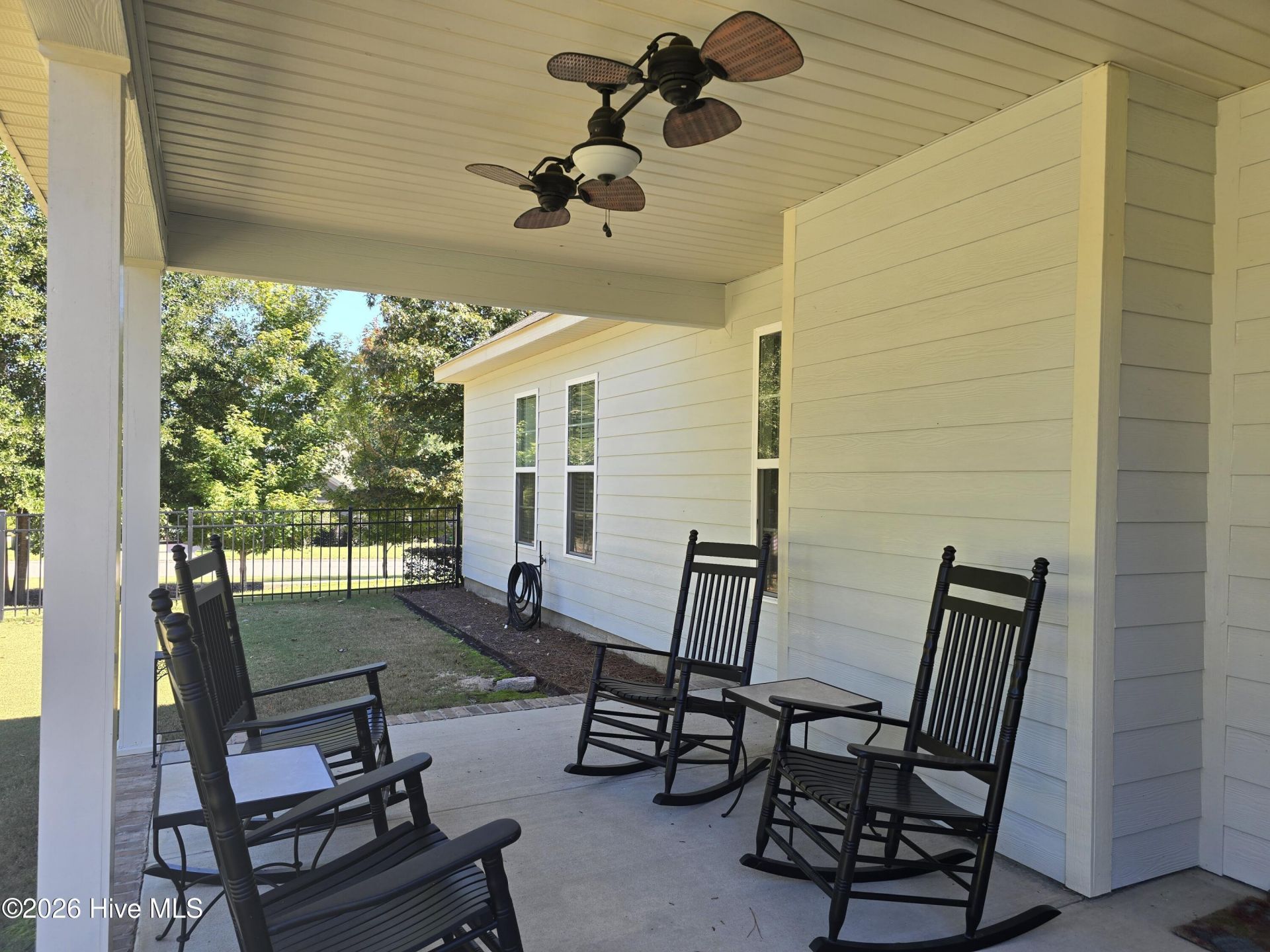 2016 Edenberry Row Photo 20