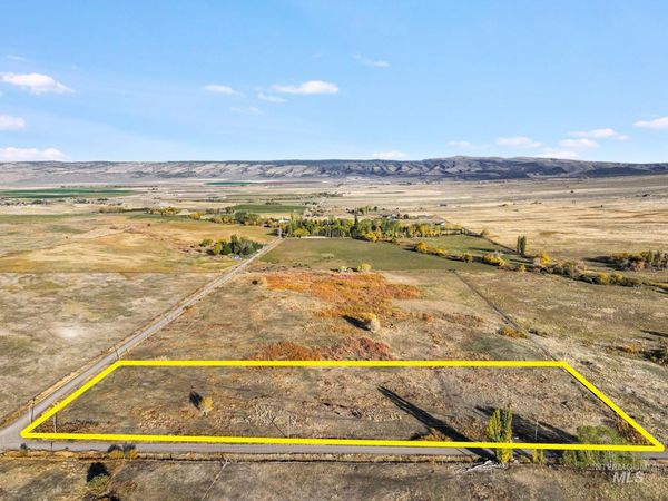 992 E 1000 S, Albion, ID 83311