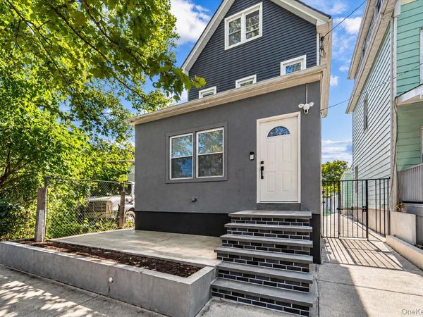 360 S 7th Avenue , Mount Vernon, NY 10550