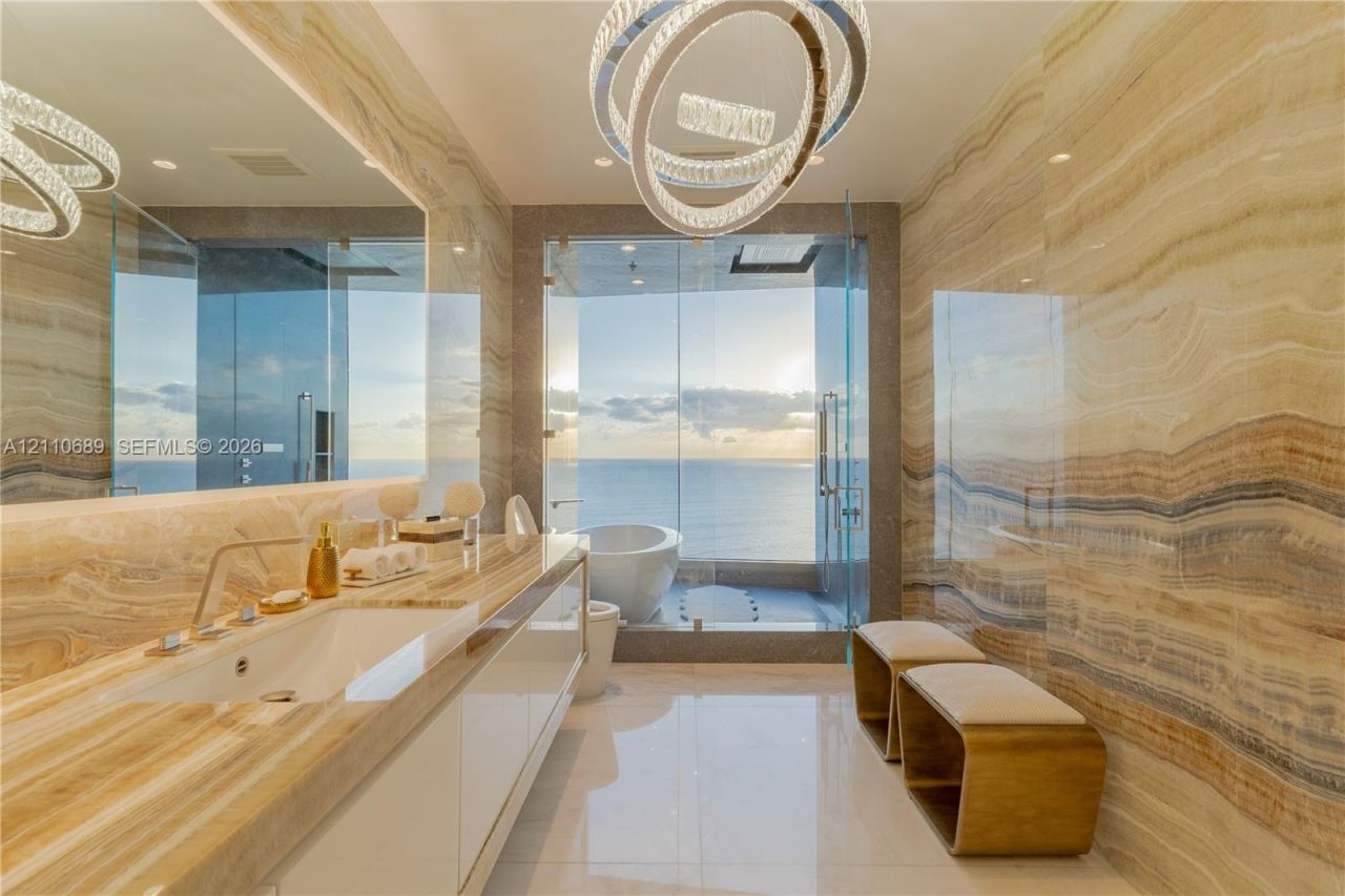 17901 Collins Ave , Unit 2704, Sunny Isles Beach, FL 33160 Photo