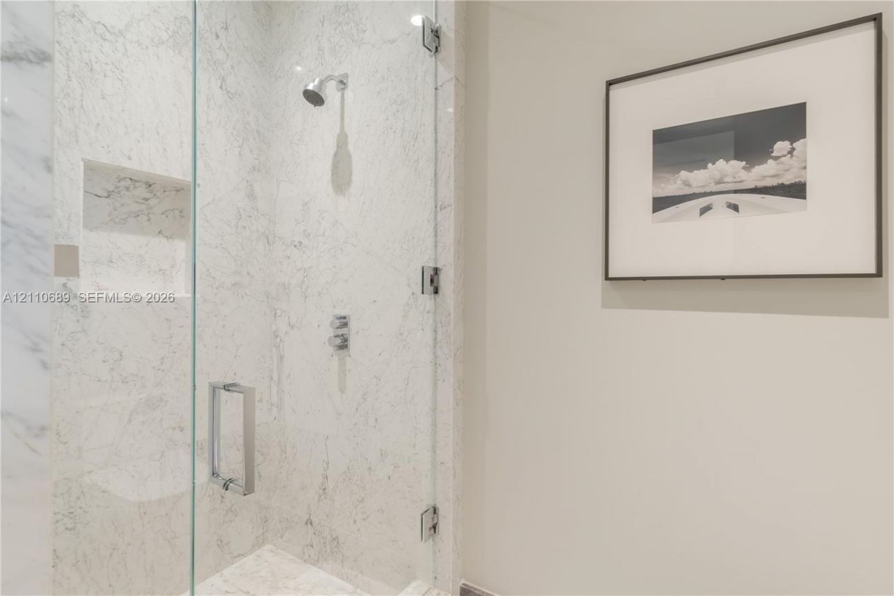 17901 Collins Ave , Unit 2704, Sunny Isles Beach, FL 33160 Photo