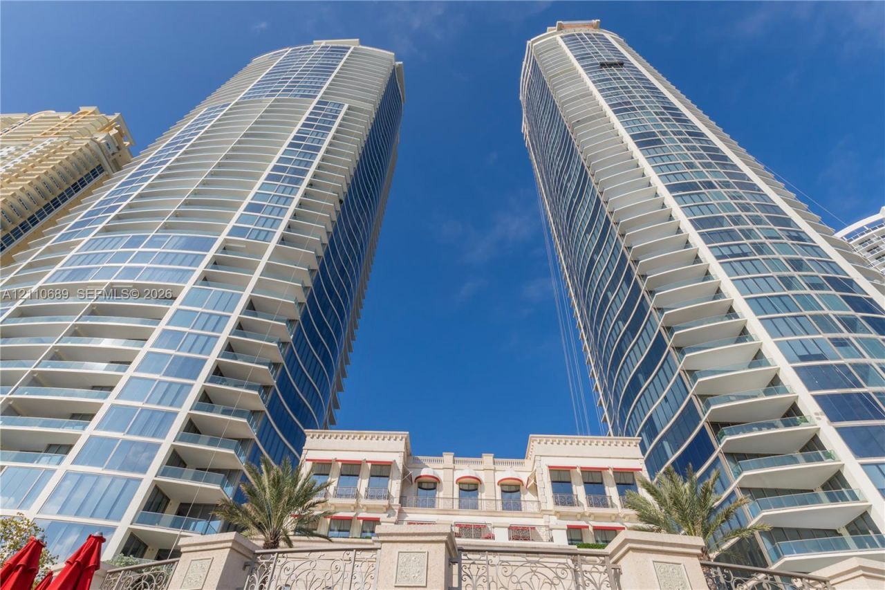 17901 Collins Ave , Unit 2704, Sunny Isles Beach, FL 33160 Photo