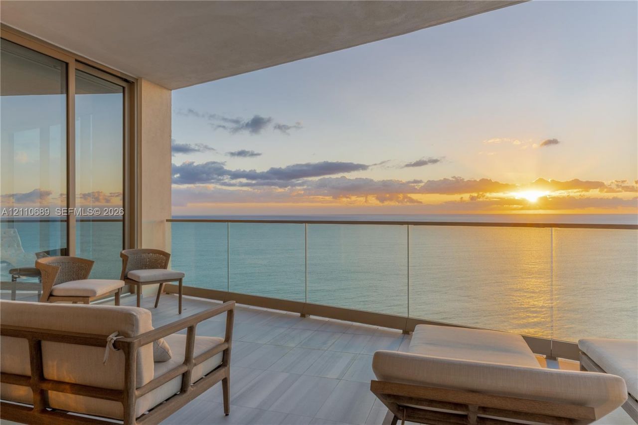 17901 Collins Ave , Unit 2704, Sunny Isles Beach, FL 33160 Photo