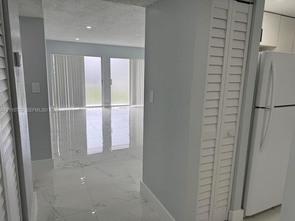 17911 NW 68th Ave, Unit P102, Hialeah, FL 33015