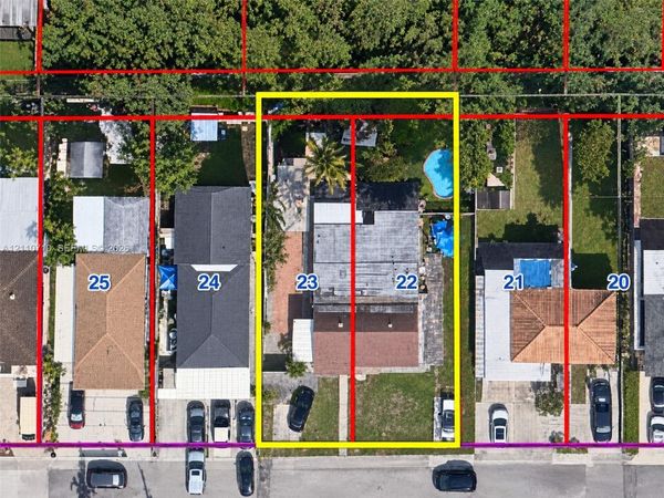 751 E 35th St , Hialeah, FL 33013