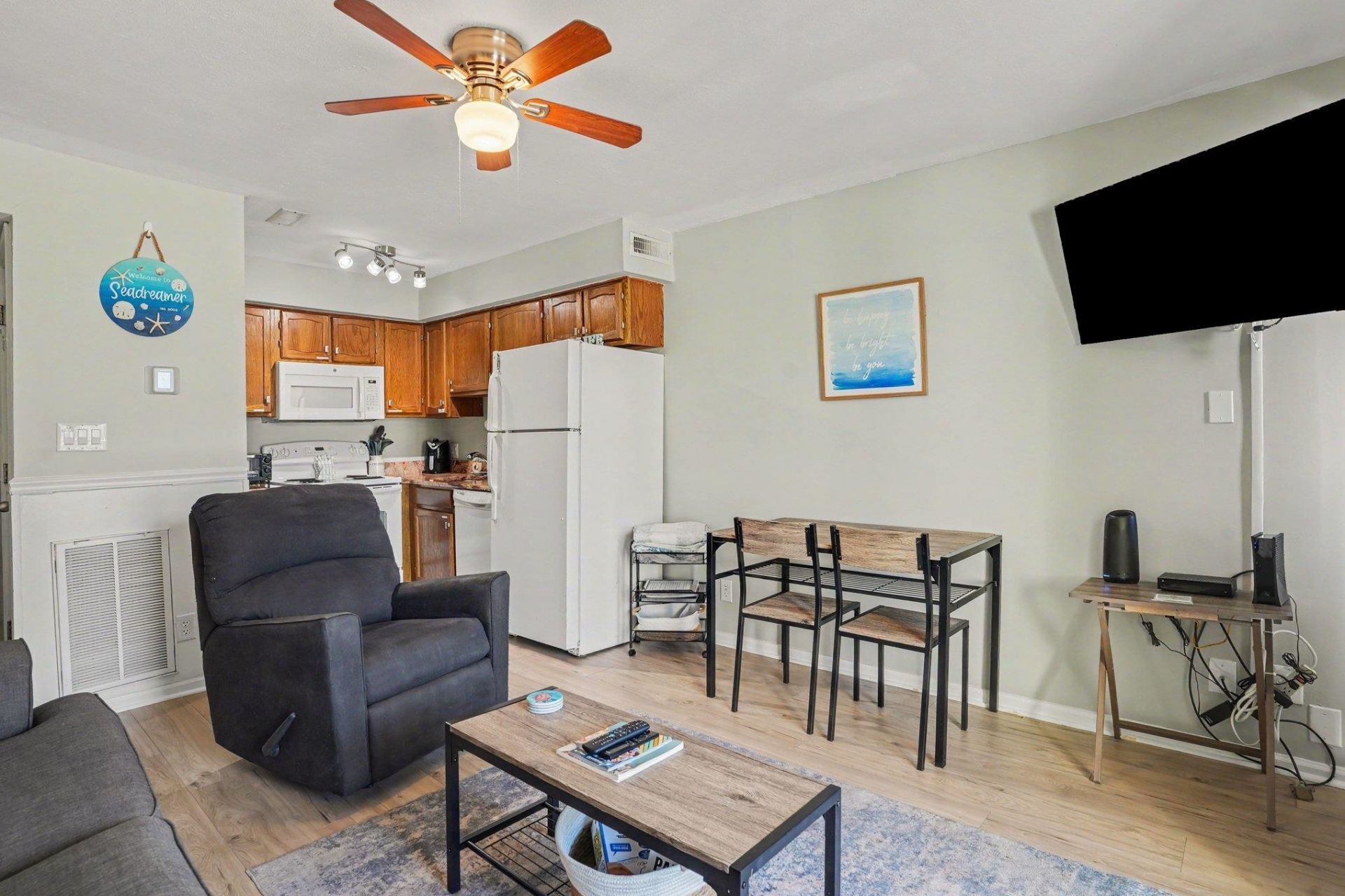 301 N Waccamaw Dr. Photo 9