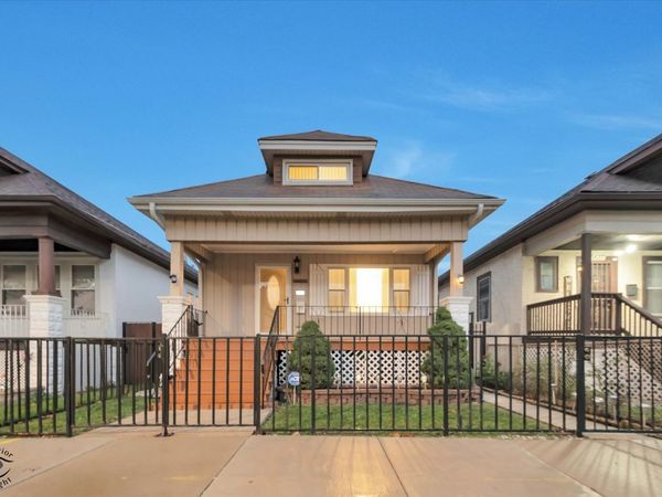 6635 S Francisco Avenue , Chicago, IL 60629