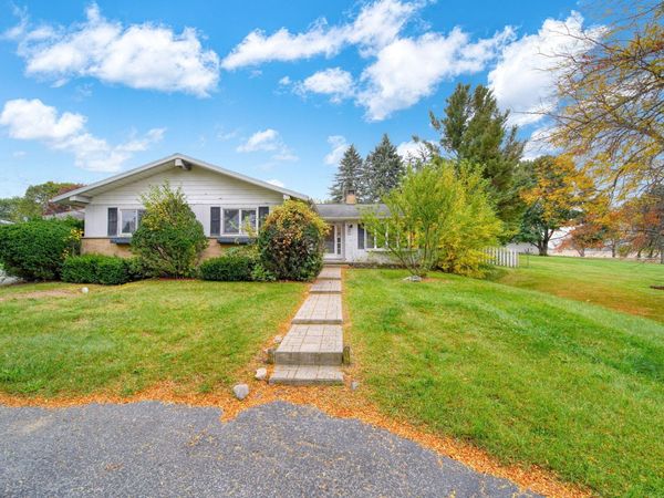 275 Normandy Drive, Onsted, MI 49265