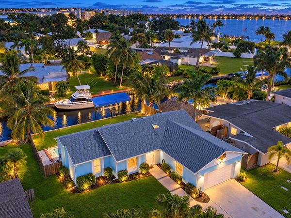 2003 SW Mockingbird Lane, Palm City, FL 34990