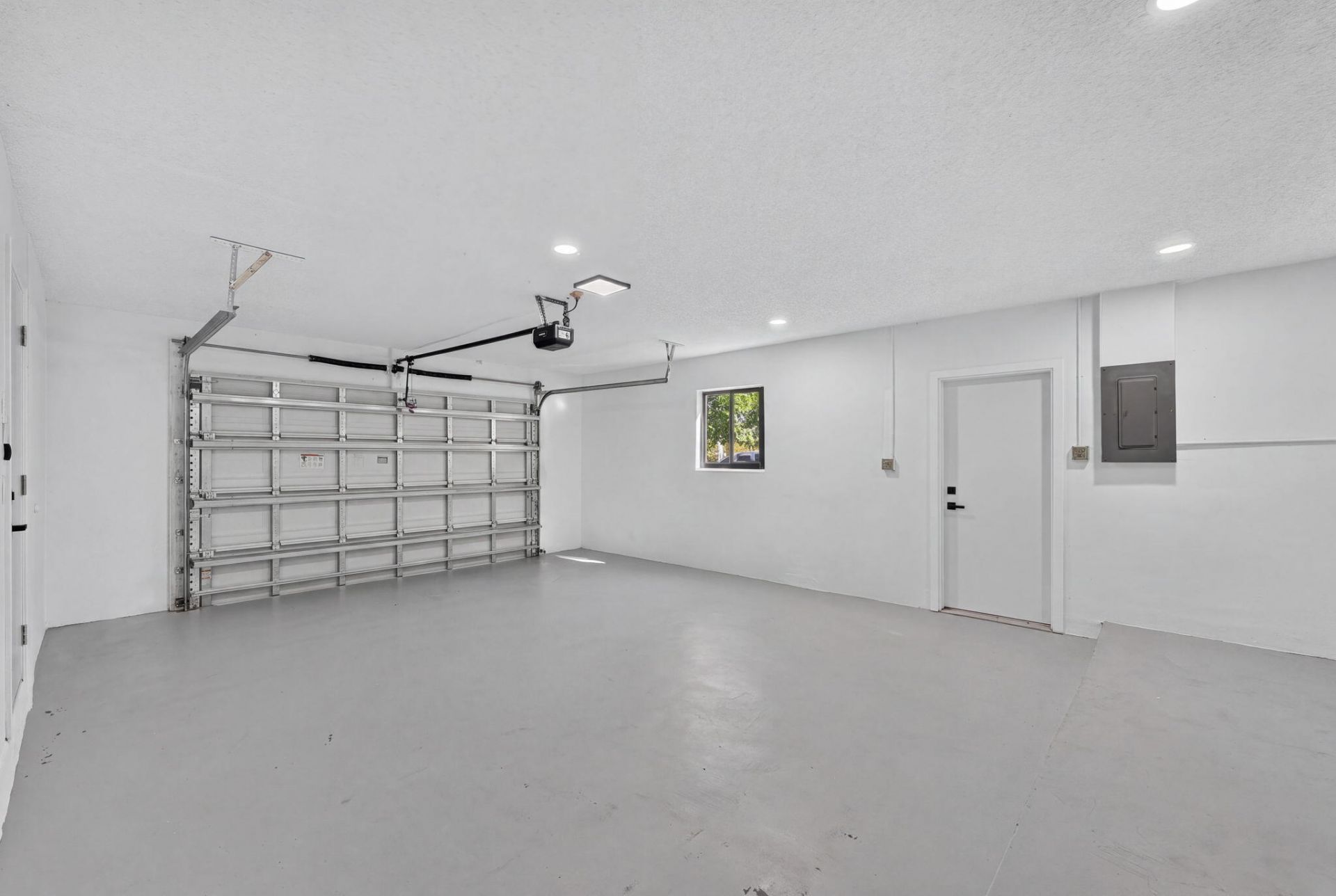 10424 NW 70th Court, Tamarac, FL 33321 Photo