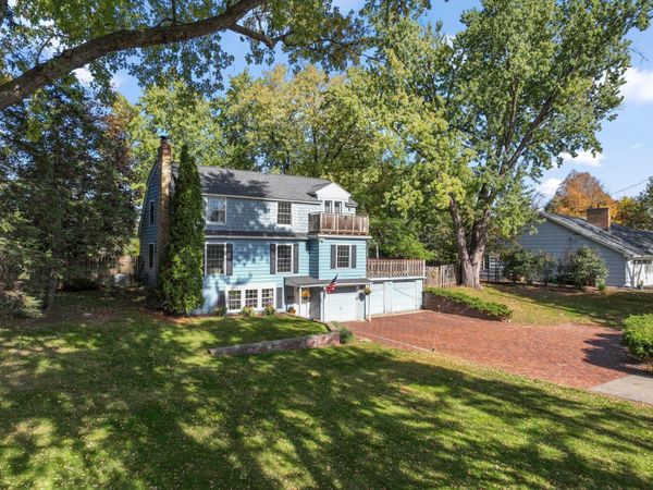 4812 Valley View Road, Edina, MN 55424