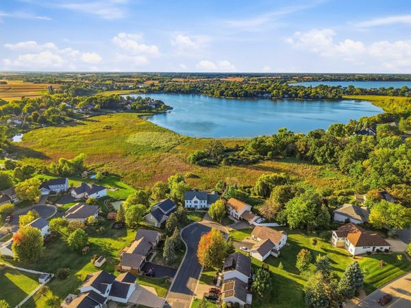 682 Tanager Road , Waconia, MN 55387