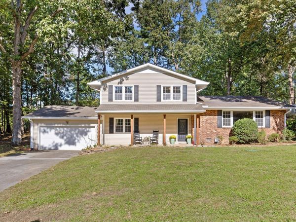 205 Inverness Drive, Signal Mountain, TN 37377