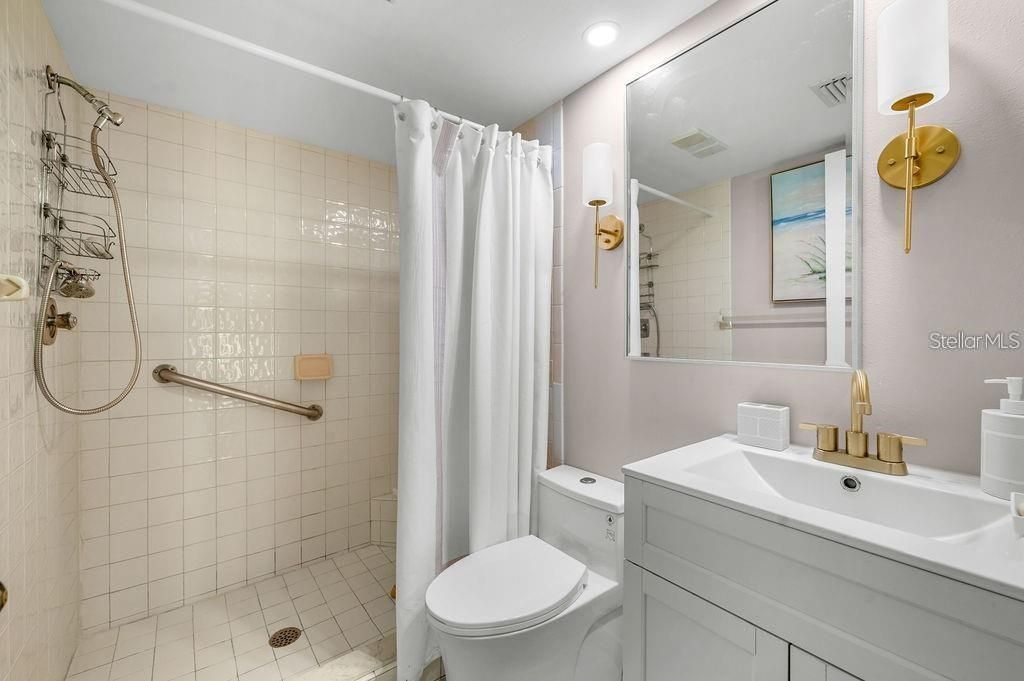 5146 Harpers Croft, Unit 13, Sarasota, FL 34235 Photo