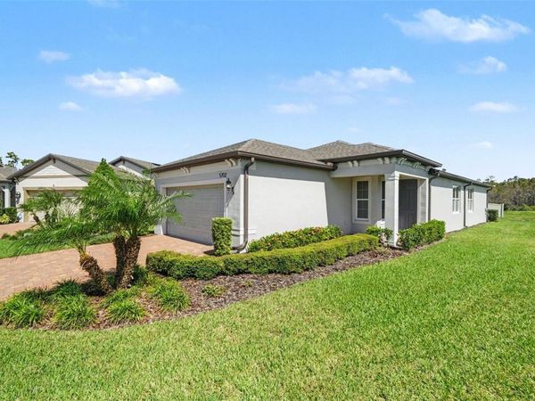 5702 BAY TIDE COURT , LAND O LAKES, FL 34638