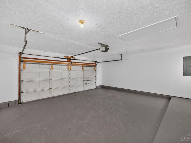 350 Woodsdale Drive, Monroe, OH 45050 Photo 41