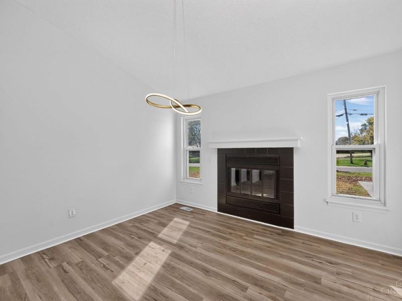 350 Woodsdale Drive, Monroe, OH 45050 Photo 7