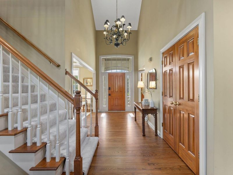 5763 Medallion Drive E, Westerville, OH 43082 Photo 11
