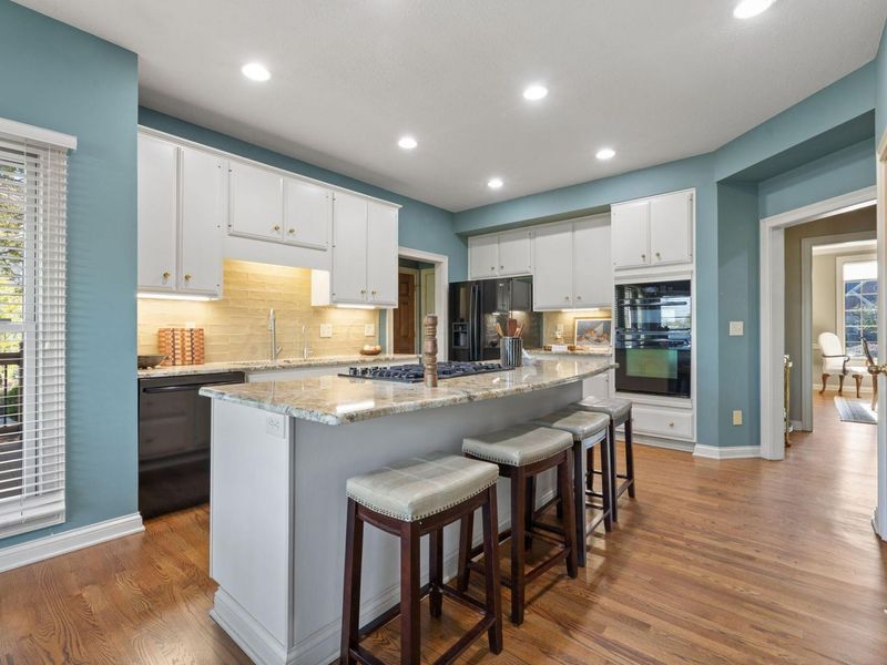 5763 Medallion Drive E, Westerville, OH 43082 Photo 13