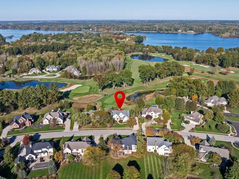 5763 Medallion Drive E, Westerville, OH 43082 Photo 3
