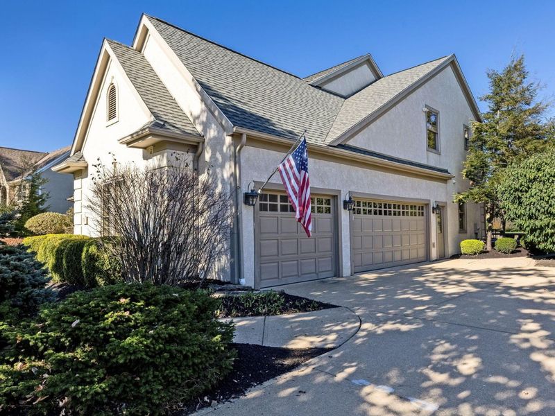5763 Medallion Drive E, Westerville, OH 43082 Photo 33