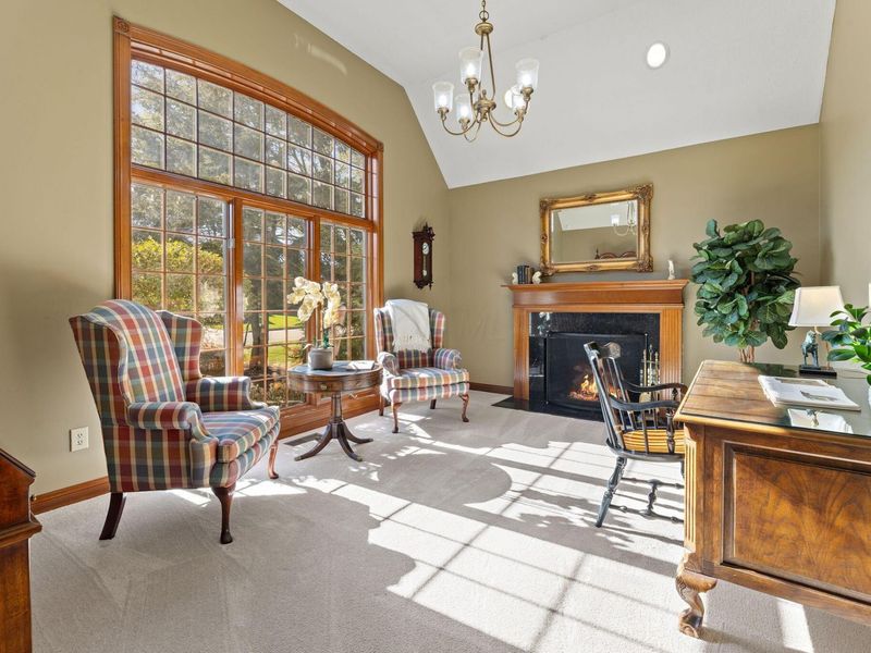 5763 Medallion Drive E, Westerville, OH 43082 Photo 8