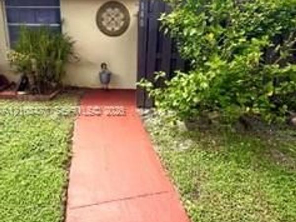 Unit 2-31, Hollywood, FL 33024