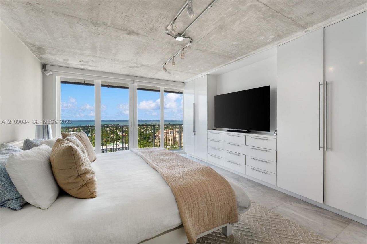 881 Ocean Dr, Unit 23C, Key Biscayne, FL 33149 Photo