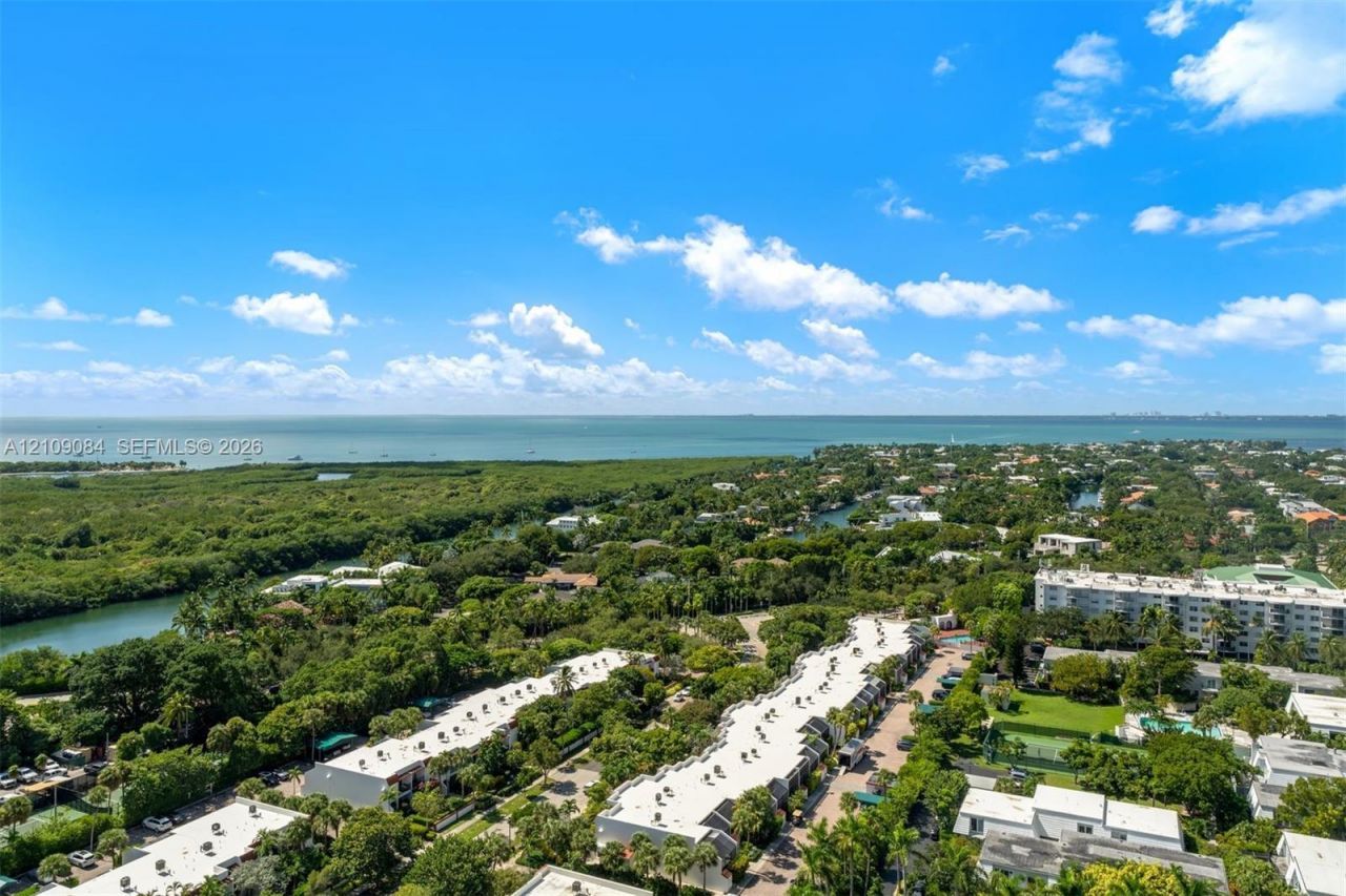881 Ocean Dr, Unit 23C, Key Biscayne, FL 33149 Photo